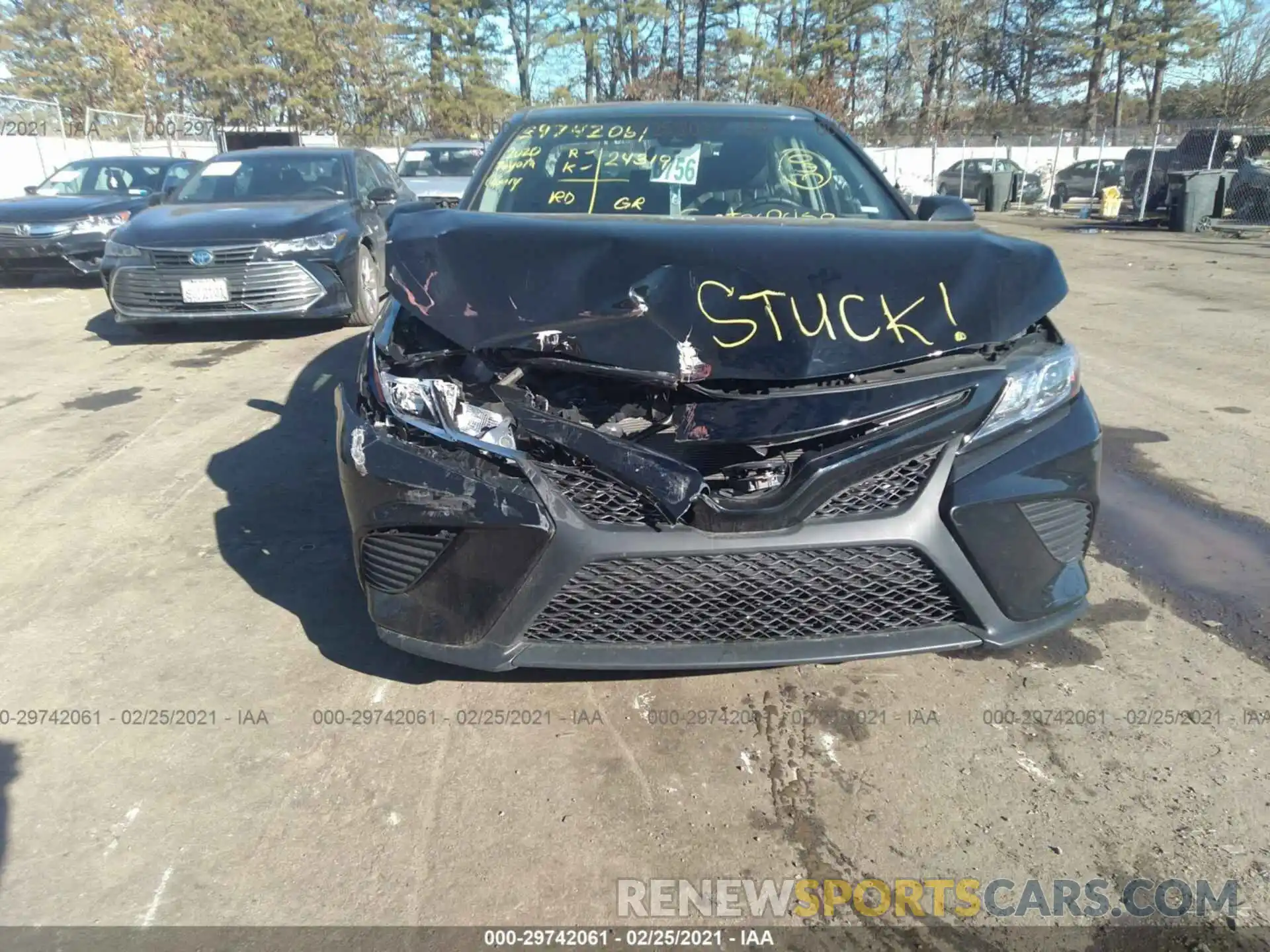 6 Photograph of a damaged car 4T1G11AK6LU307179 TOYOTA CAMRY 2020