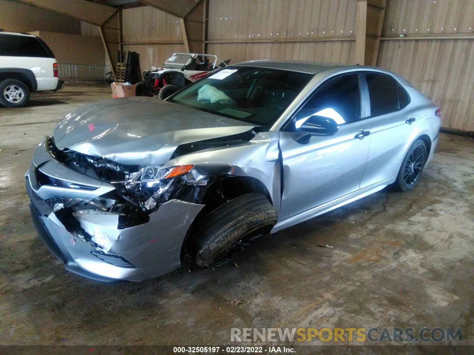 2 Photograph of a damaged car 4T1G11AK6LU311684 TOYOTA CAMRY 2020