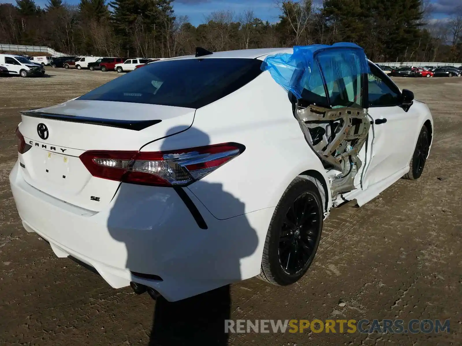 4 Photograph of a damaged car 4T1G11AK6LU312012 TOYOTA CAMRY 2020