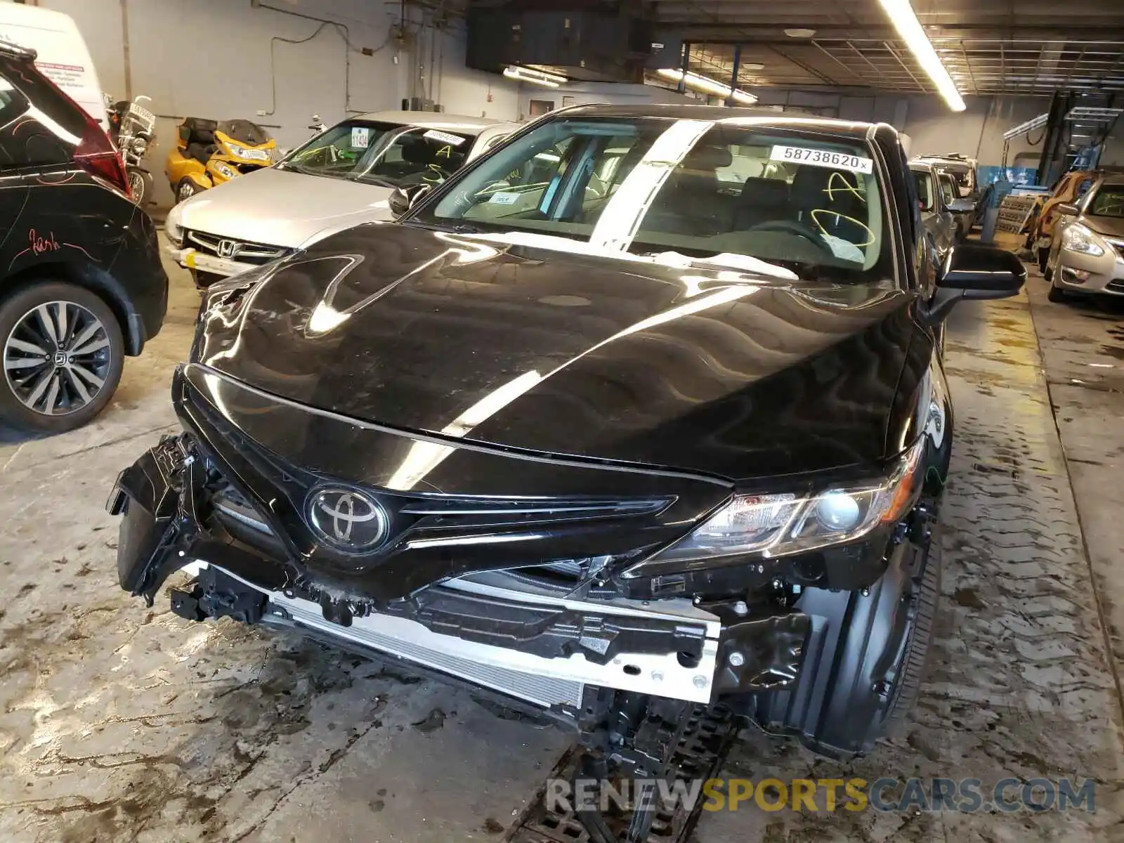 9 Photograph of a damaged car 4T1G11AK6LU316187 TOYOTA CAMRY 2020