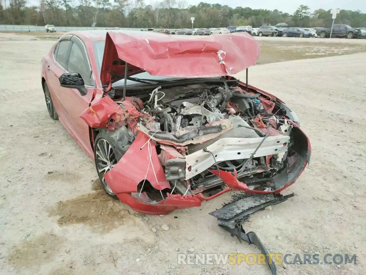 9 Photograph of a damaged car 4T1G11AK6LU319185 TOYOTA CAMRY 2020