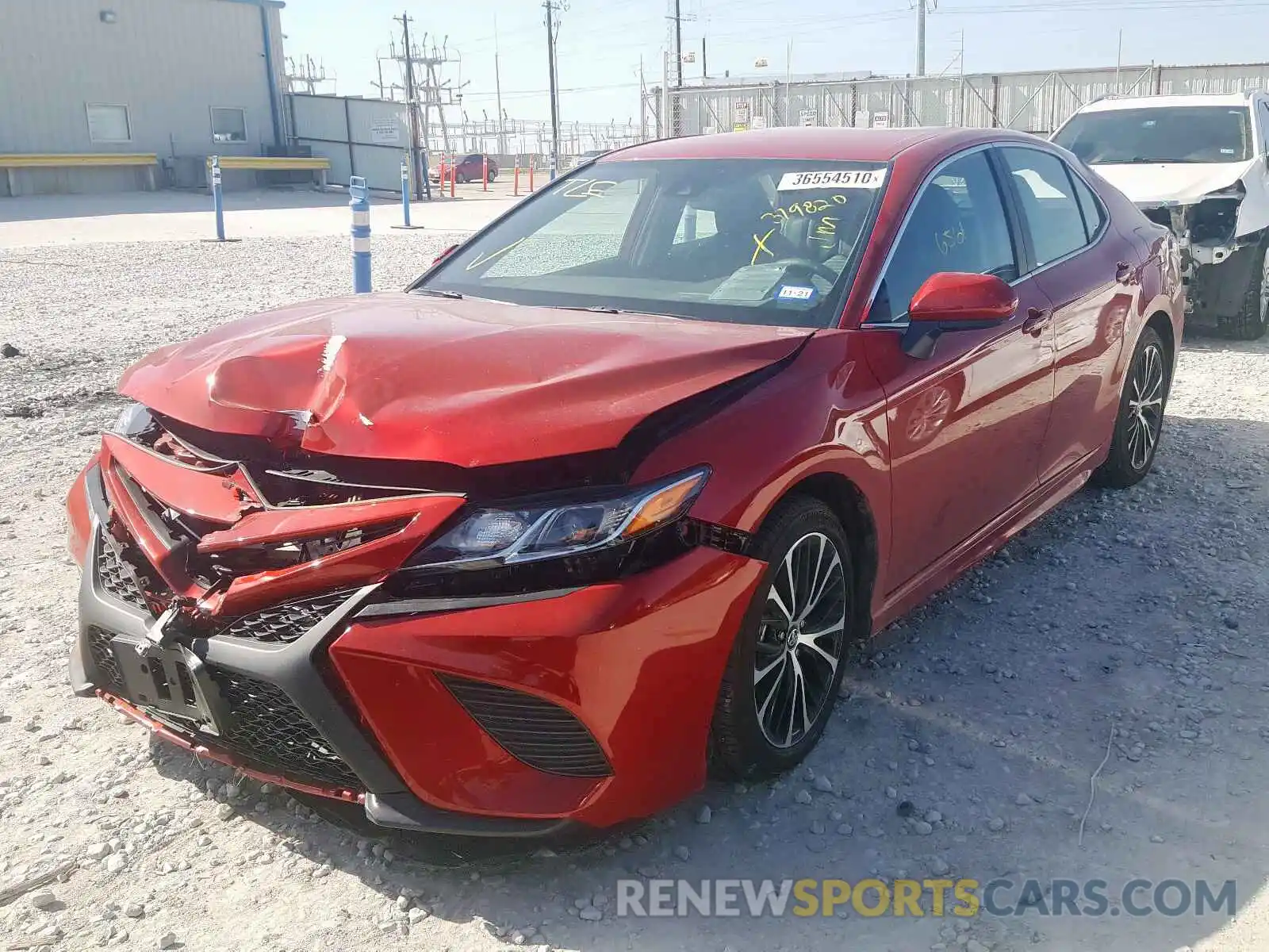 2 Photograph of a damaged car 4T1G11AK6LU319820 TOYOTA CAMRY 2020