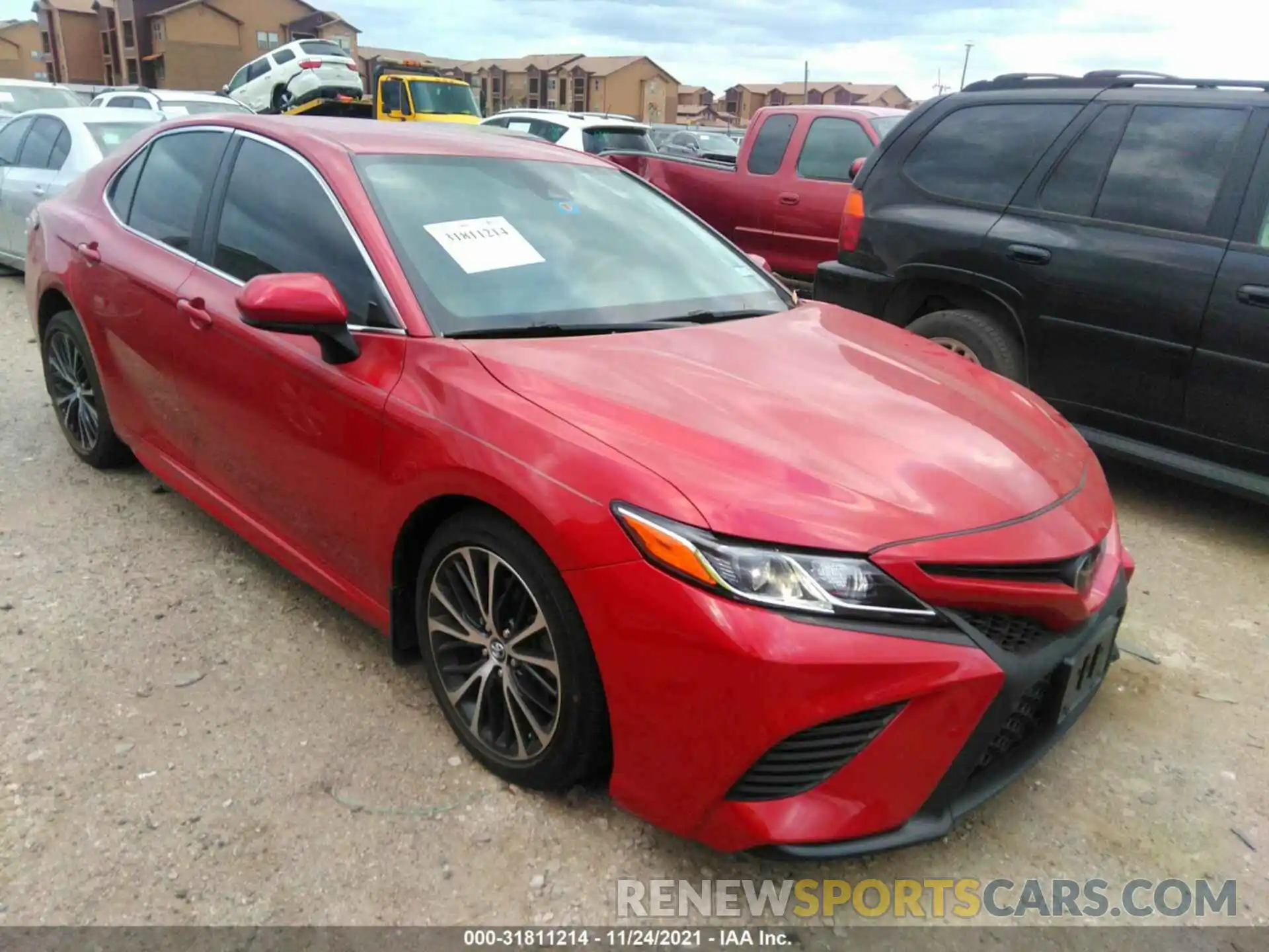 1 Photograph of a damaged car 4T1G11AK6LU323849 TOYOTA CAMRY 2020