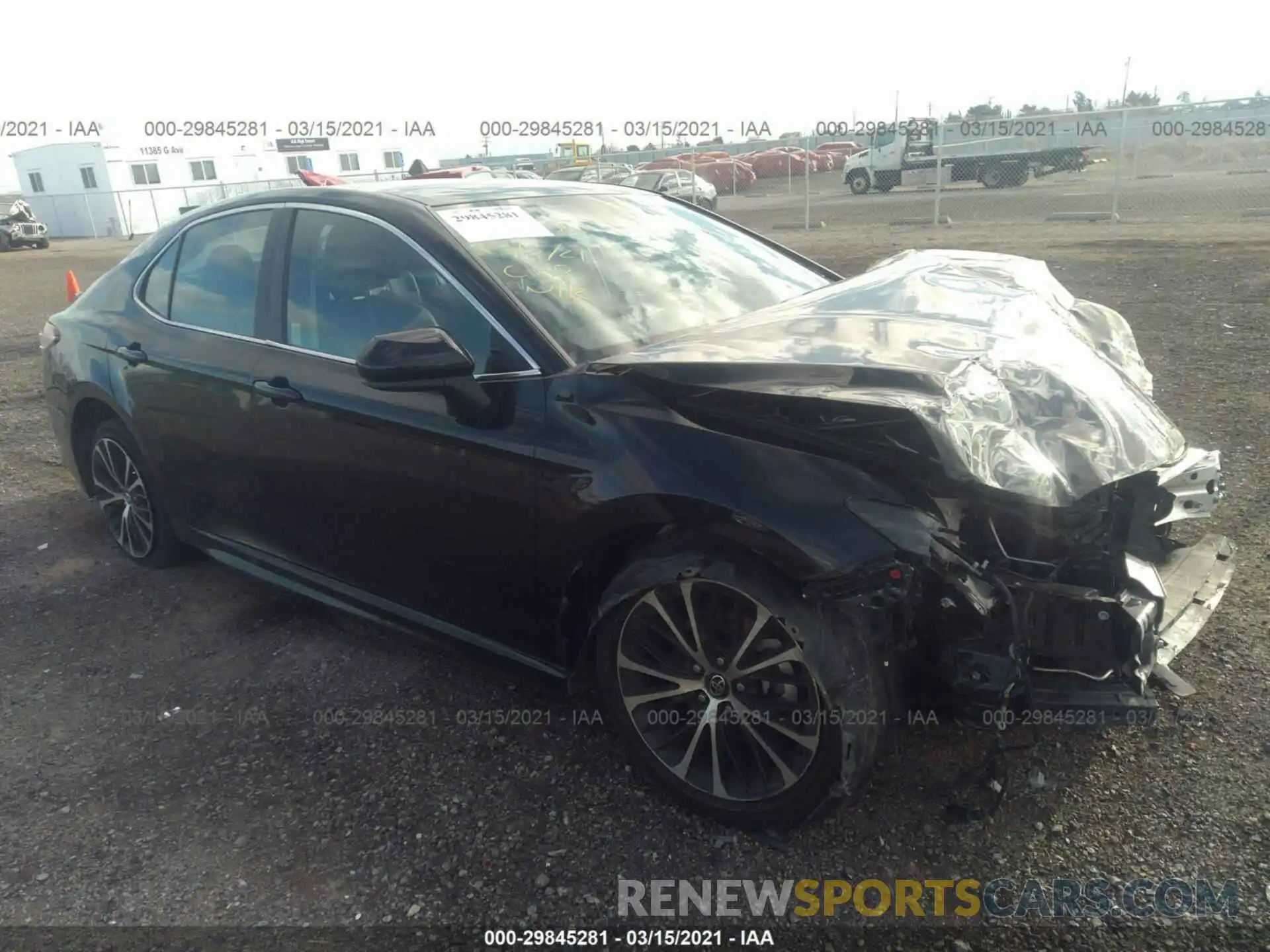 1 Photograph of a damaged car 4T1G11AK6LU325133 TOYOTA CAMRY 2020