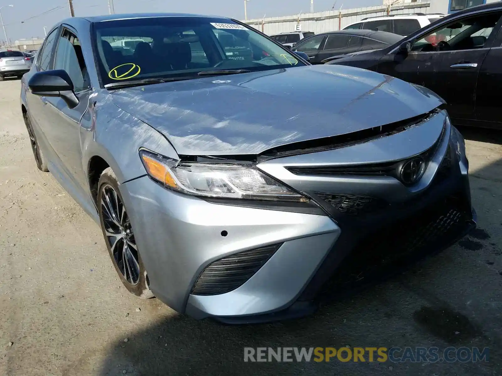 1 Photograph of a damaged car 4T1G11AK6LU327996 TOYOTA CAMRY 2020