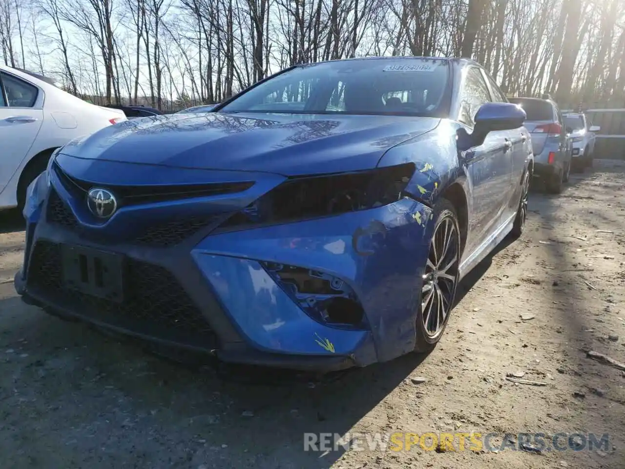 9 Photograph of a damaged car 4T1G11AK6LU328419 TOYOTA CAMRY 2020