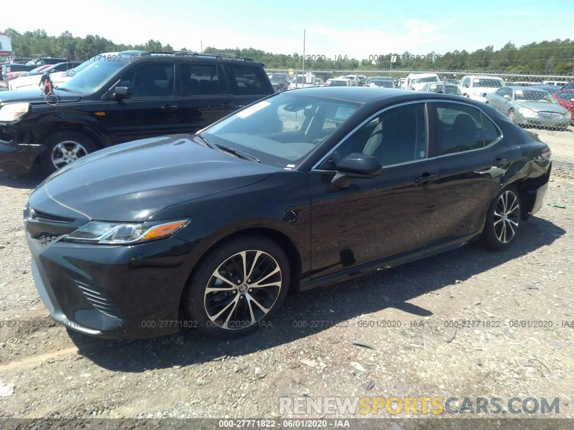 2 Photograph of a damaged car 4T1G11AK6LU333202 TOYOTA CAMRY 2020