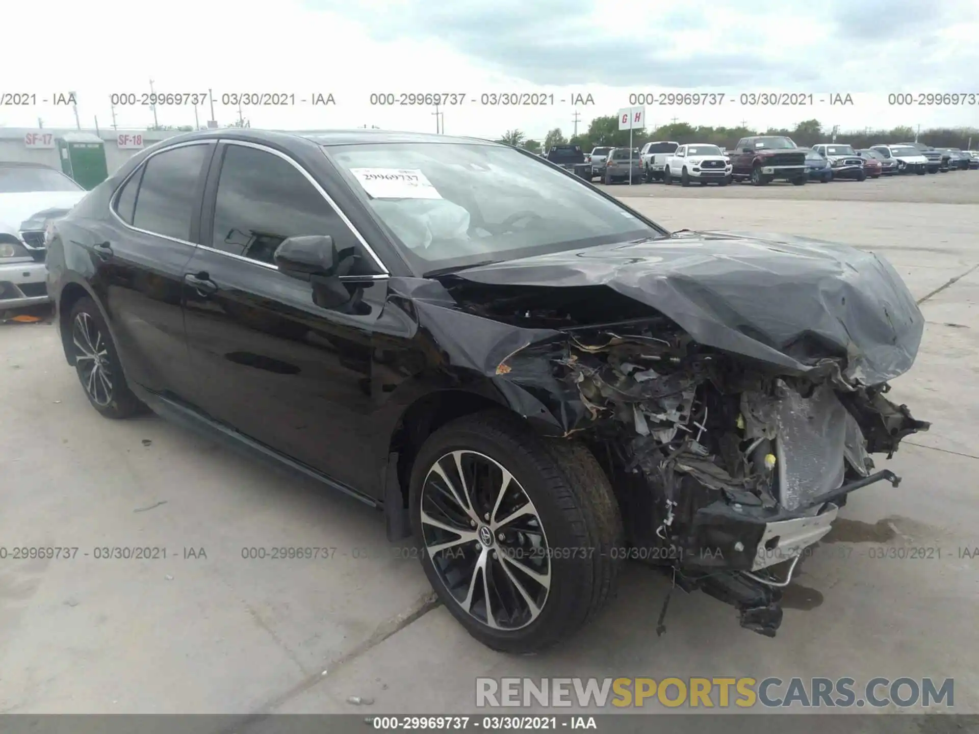 1 Photograph of a damaged car 4T1G11AK6LU333247 TOYOTA CAMRY 2020