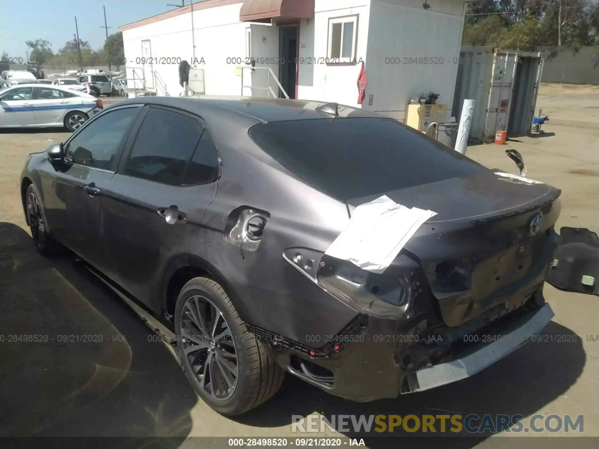 3 Photograph of a damaged car 4T1G11AK6LU335709 TOYOTA CAMRY 2020