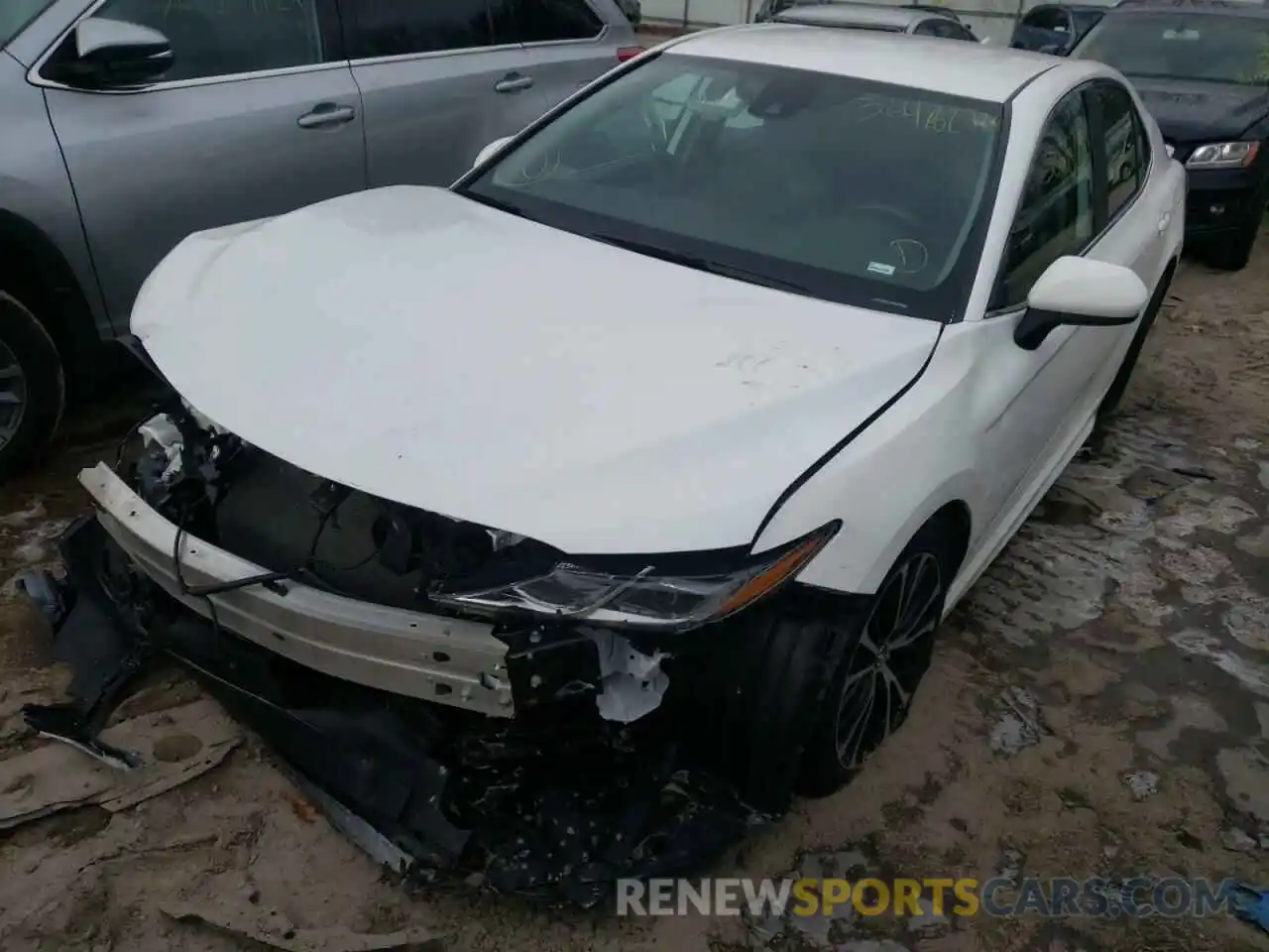 2 Photograph of a damaged car 4T1G11AK6LU339663 TOYOTA CAMRY 2020