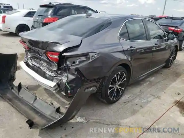 4 Photograph of a damaged car 4T1G11AK6LU340523 TOYOTA CAMRY 2020