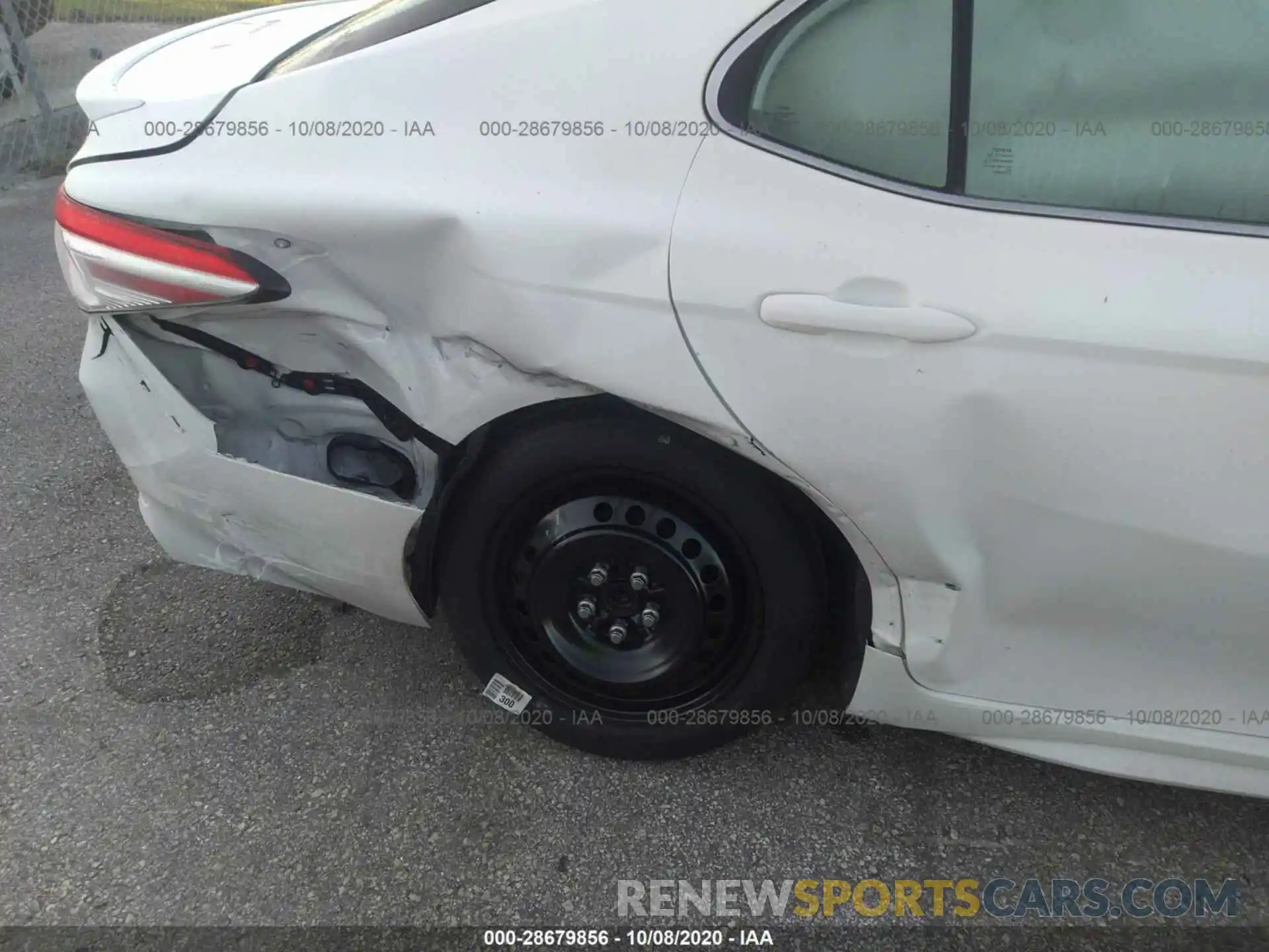 6 Photograph of a damaged car 4T1G11AK6LU342241 TOYOTA CAMRY 2020