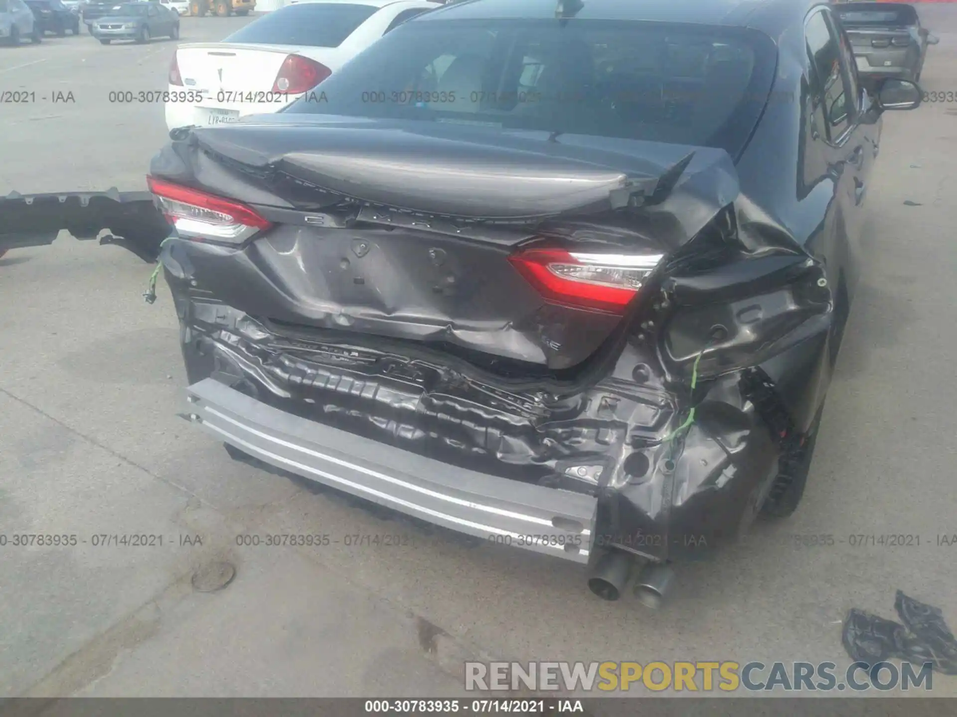 6 Photograph of a damaged car 4T1G11AK6LU342739 TOYOTA CAMRY 2020