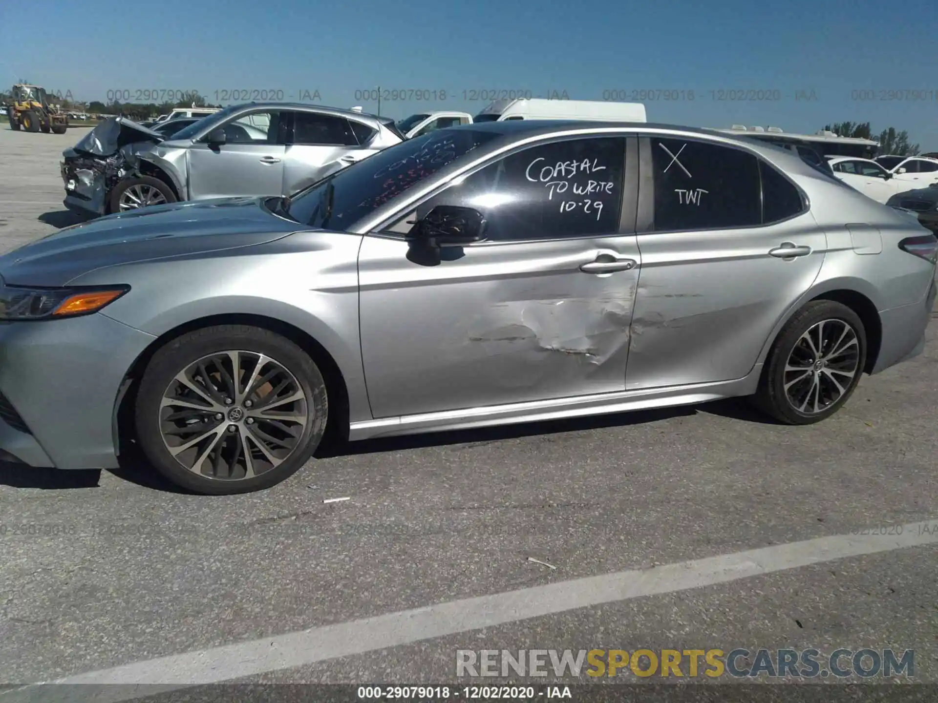 6 Photograph of a damaged car 4T1G11AK6LU343051 TOYOTA CAMRY 2020