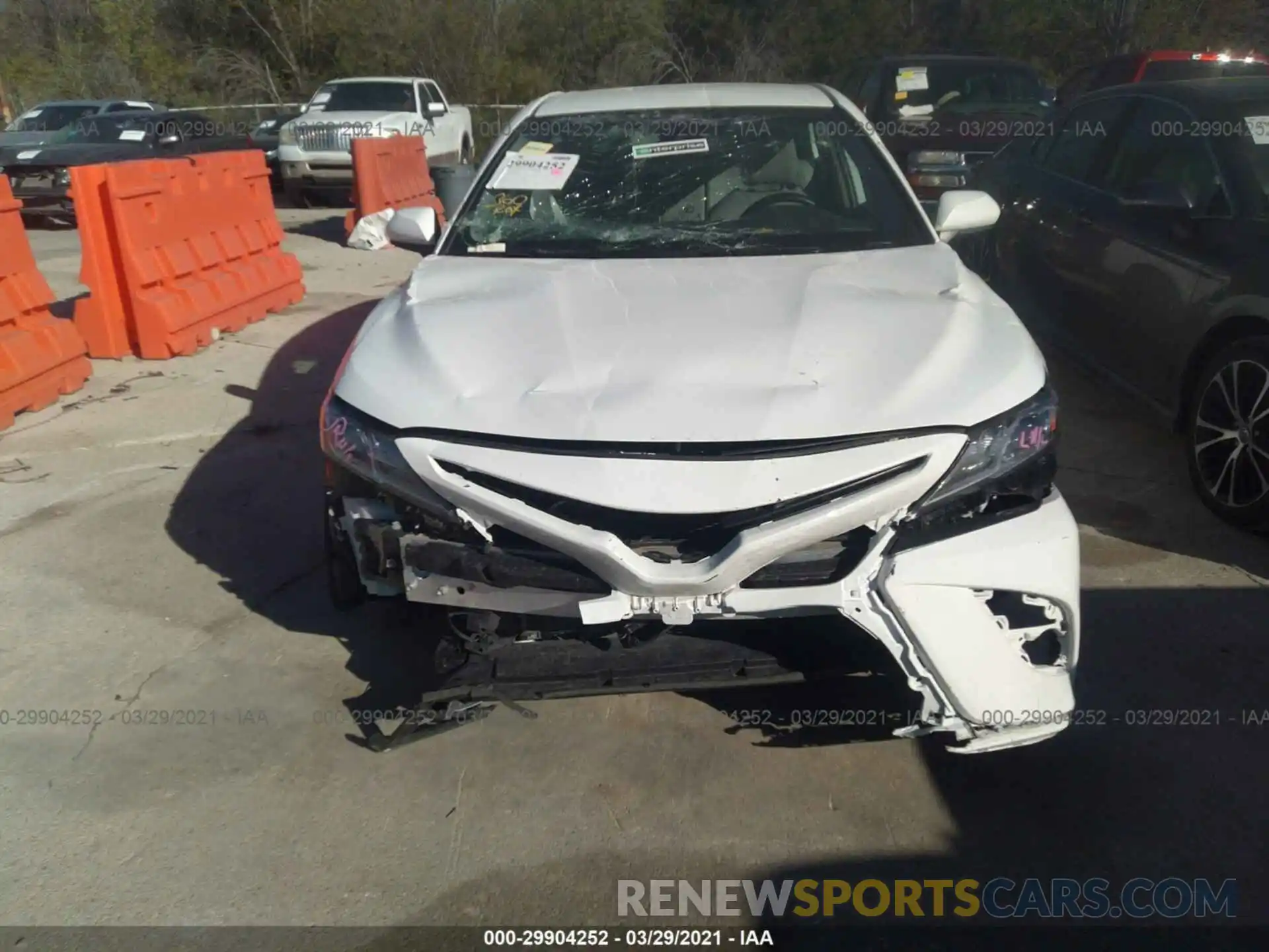 6 Photograph of a damaged car 4T1G11AK6LU345057 TOYOTA CAMRY 2020