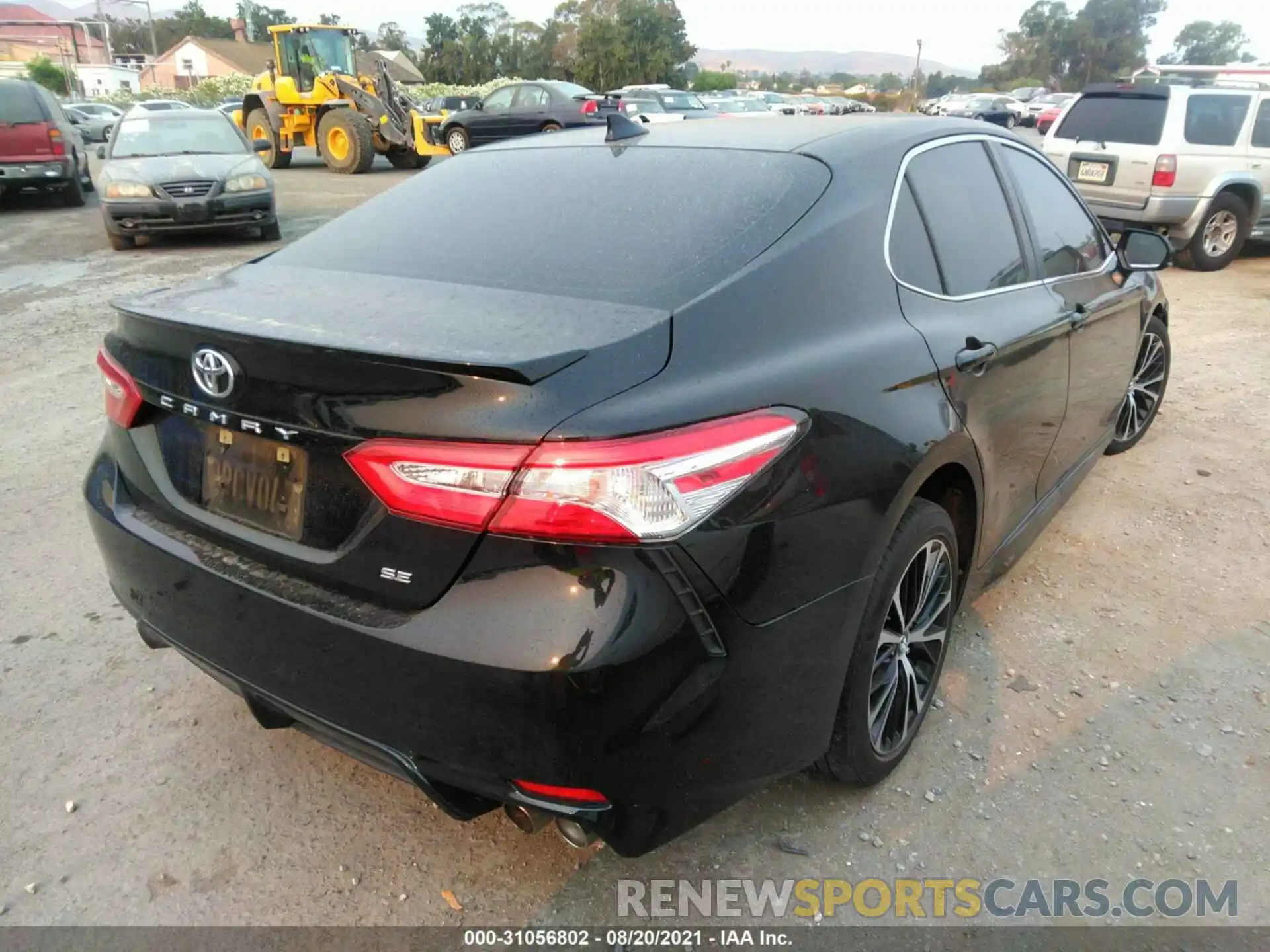 4 Photograph of a damaged car 4T1G11AK6LU352994 TOYOTA CAMRY 2020