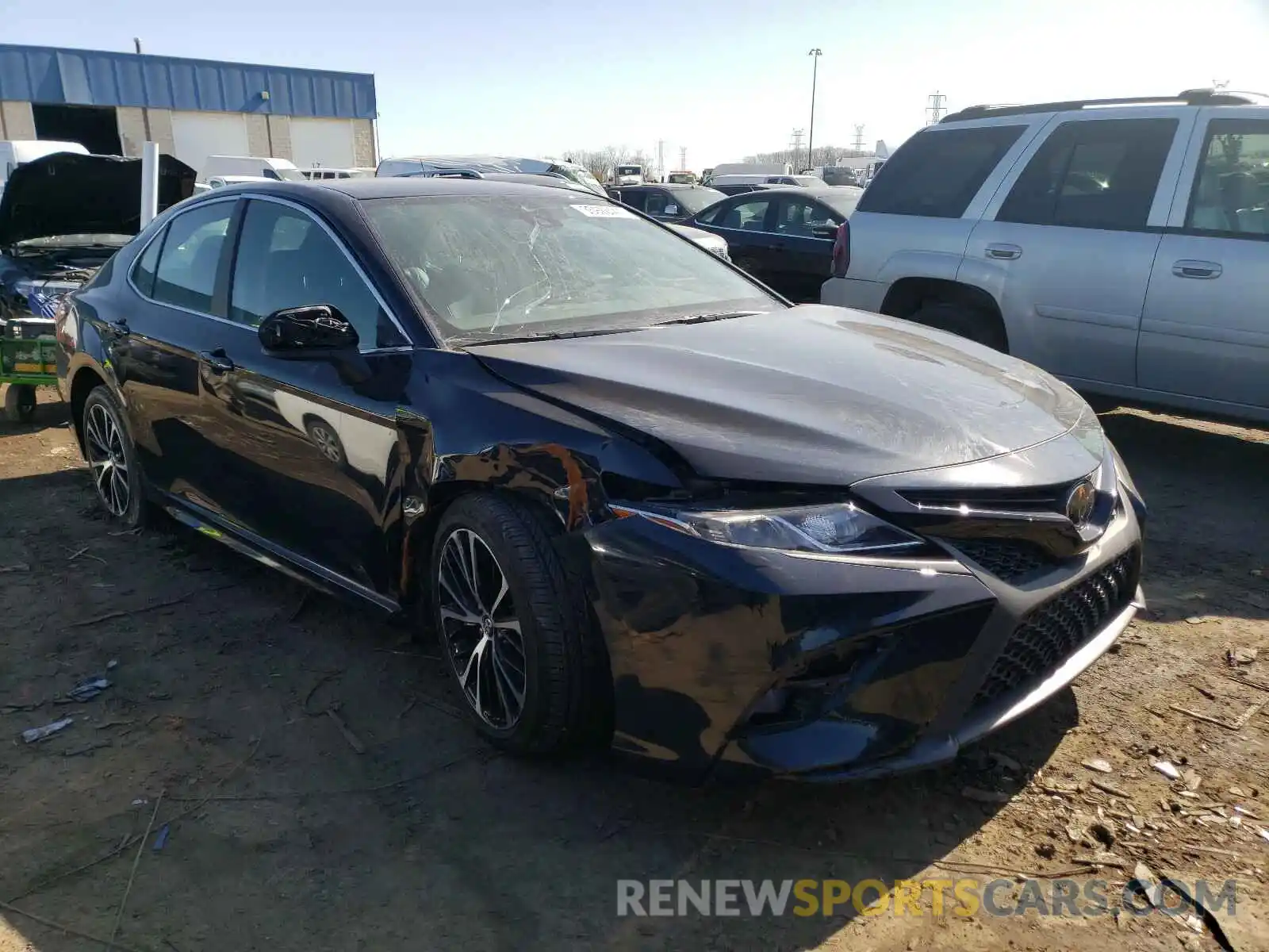 1 Photograph of a damaged car 4T1G11AK6LU353367 TOYOTA CAMRY 2020