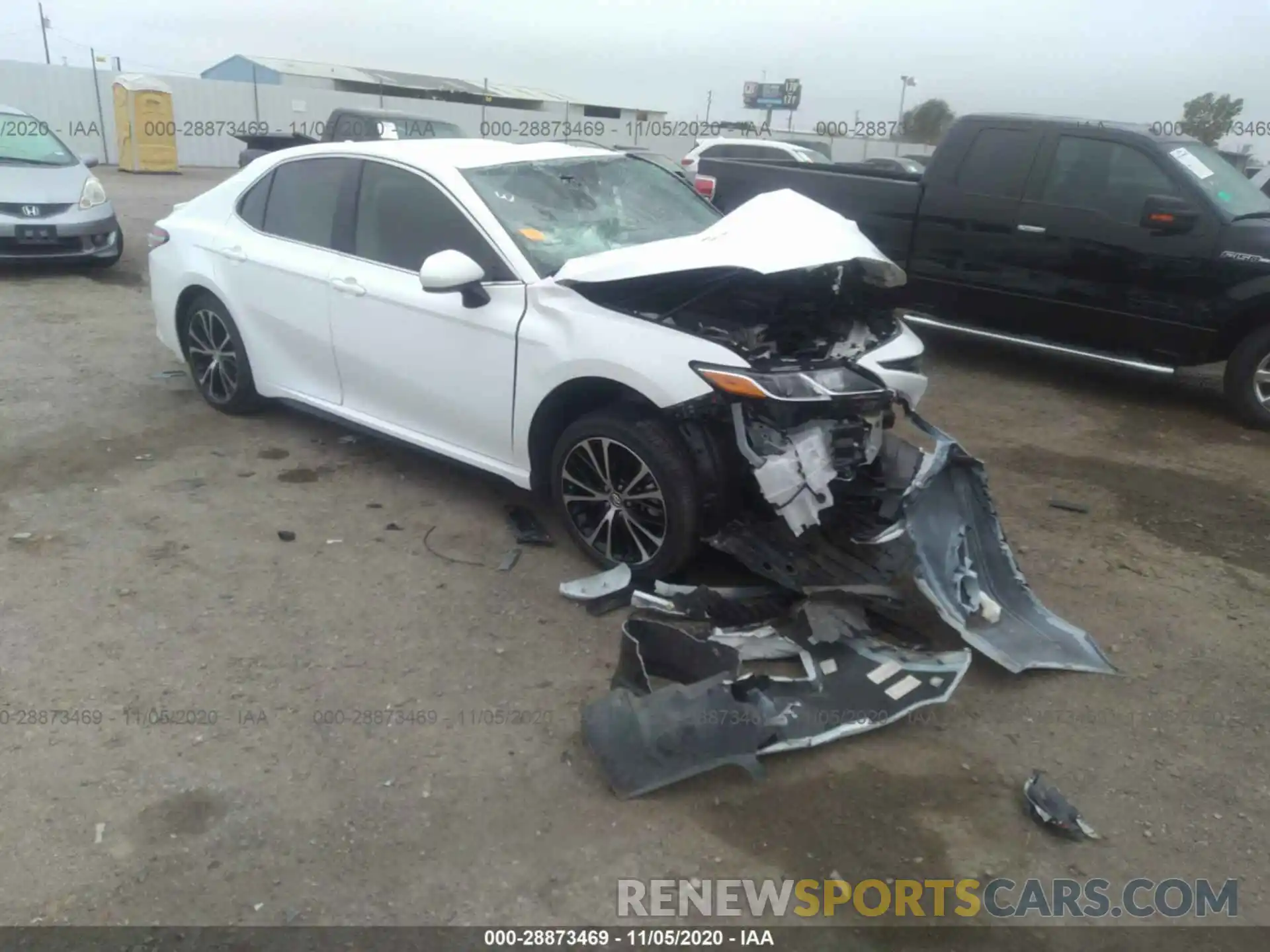 1 Photograph of a damaged car 4T1G11AK6LU354602 TOYOTA CAMRY 2020