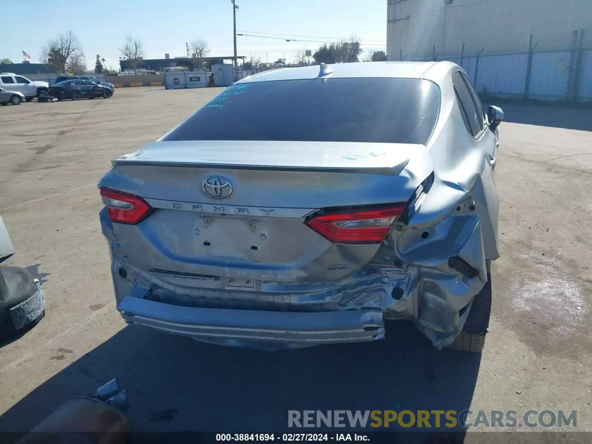 17 Photograph of a damaged car 4T1G11AK6LU355927 TOYOTA CAMRY 2020