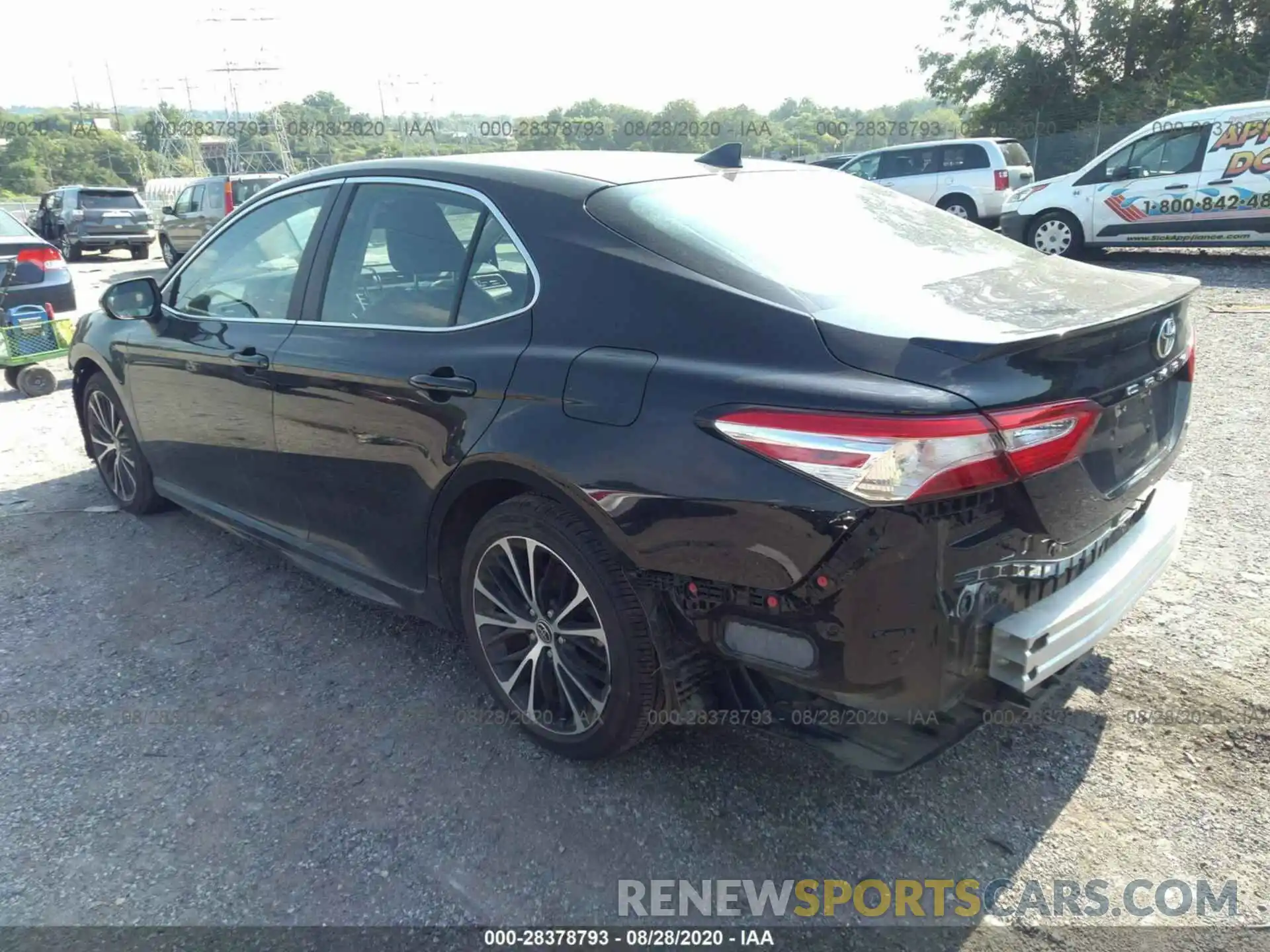 3 Photograph of a damaged car 4T1G11AK6LU356656 TOYOTA CAMRY 2020