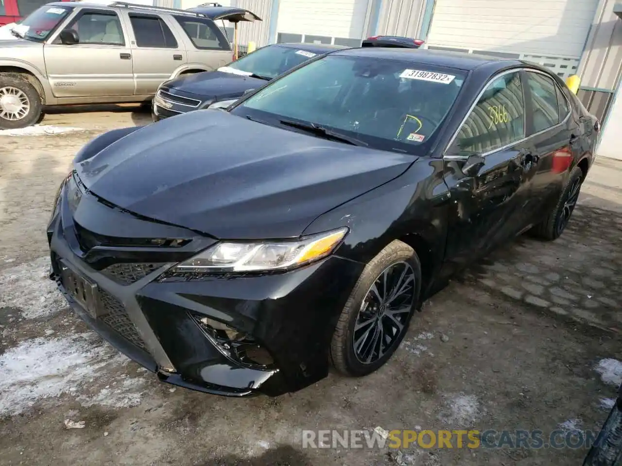 2 Photograph of a damaged car 4T1G11AK6LU359086 TOYOTA CAMRY 2020