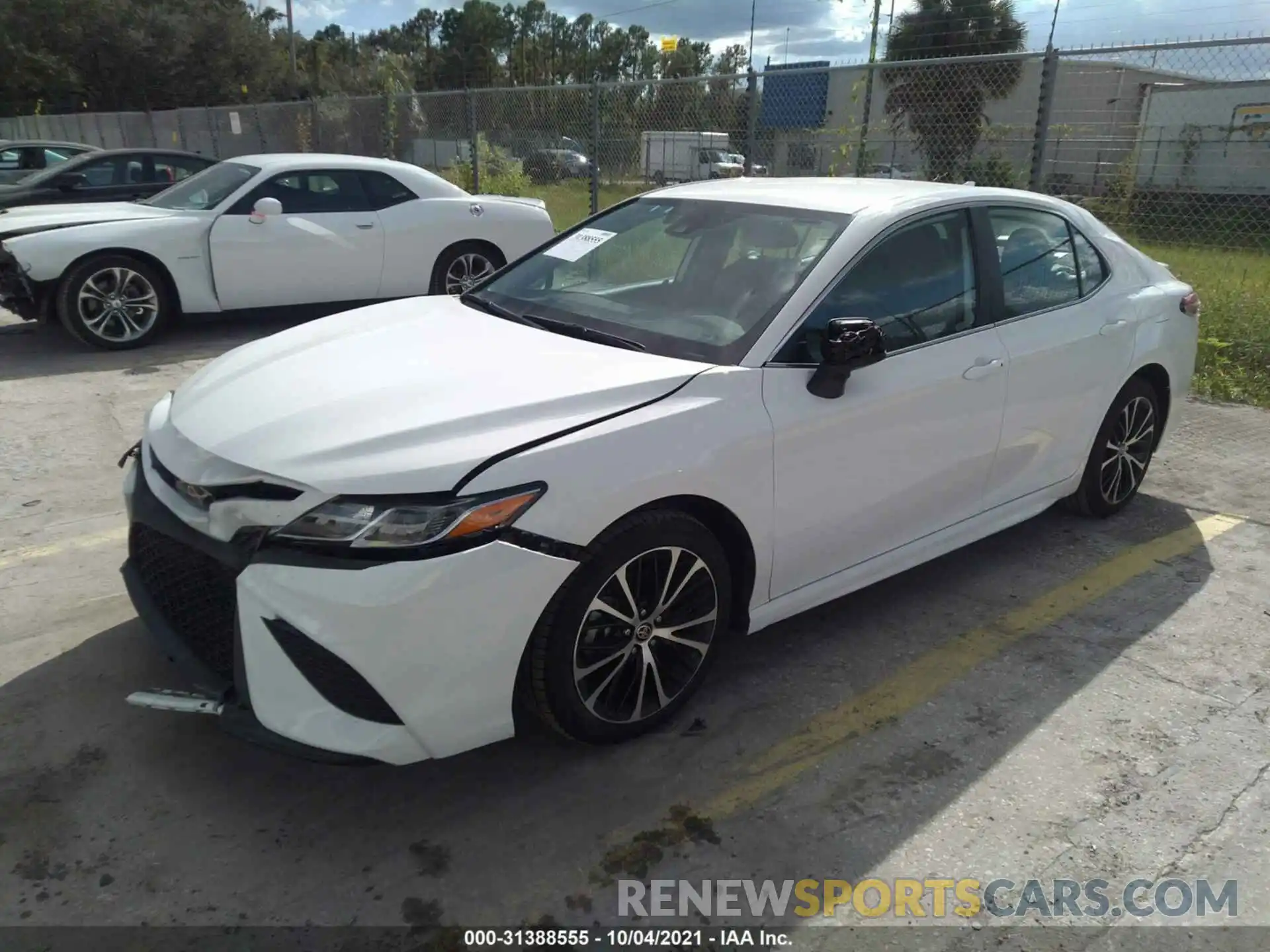 2 Photograph of a damaged car 4T1G11AK6LU359802 TOYOTA CAMRY 2020