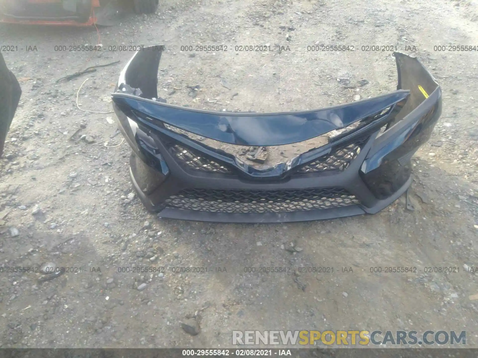 12 Photograph of a damaged car 4T1G11AK6LU363381 TOYOTA CAMRY 2020