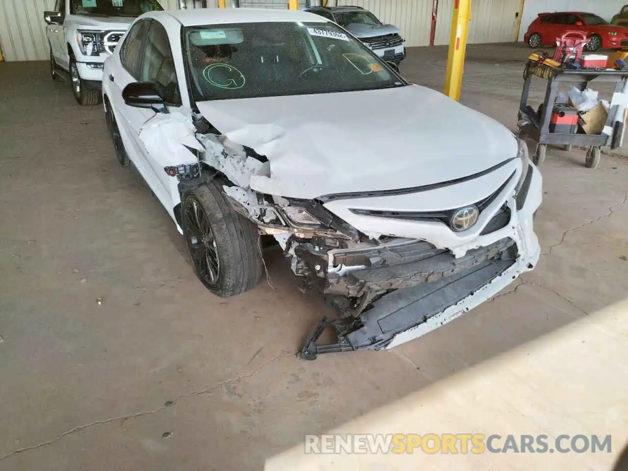 9 Photograph of a damaged car 4T1G11AK6LU365325 TOYOTA CAMRY 2020