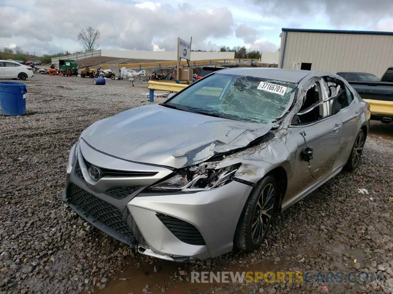 2 Photograph of a damaged car 4T1G11AK6LU366152 TOYOTA CAMRY 2020