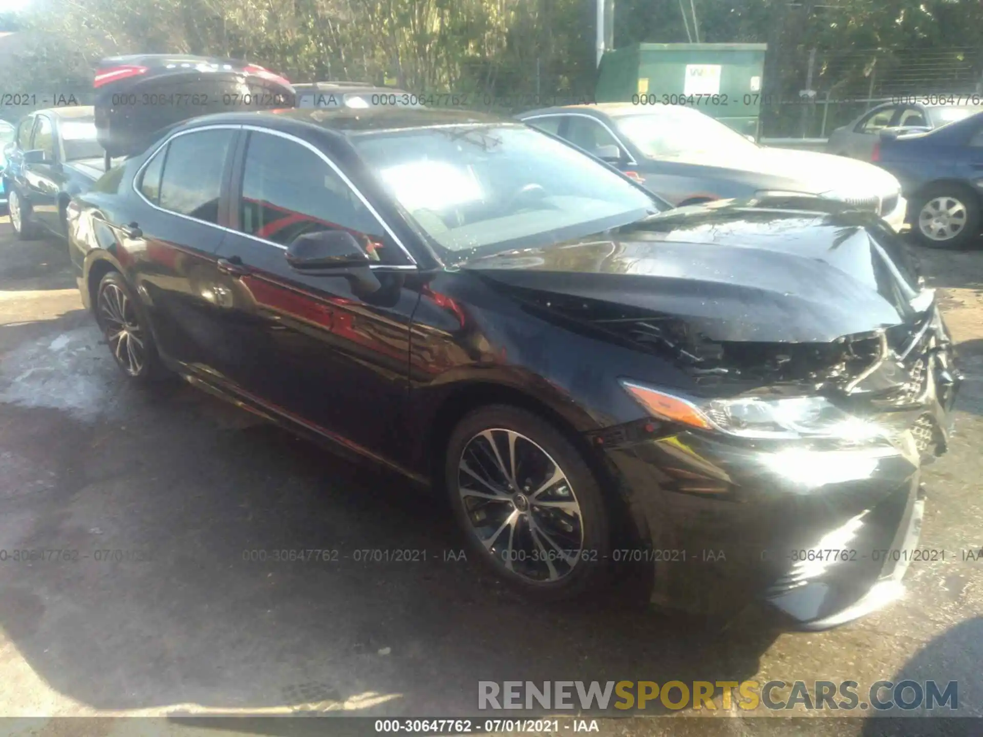 1 Photograph of a damaged car 4T1G11AK6LU368712 TOYOTA CAMRY 2020