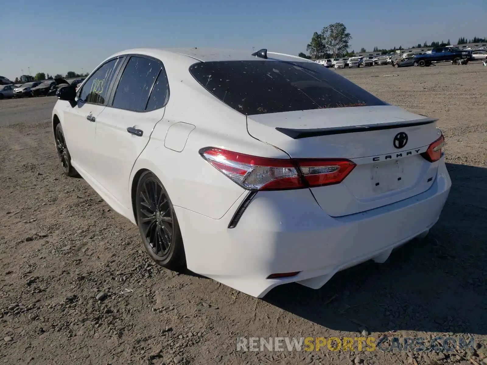 3 Photograph of a damaged car 4T1G11AK6LU377183 TOYOTA CAMRY 2020