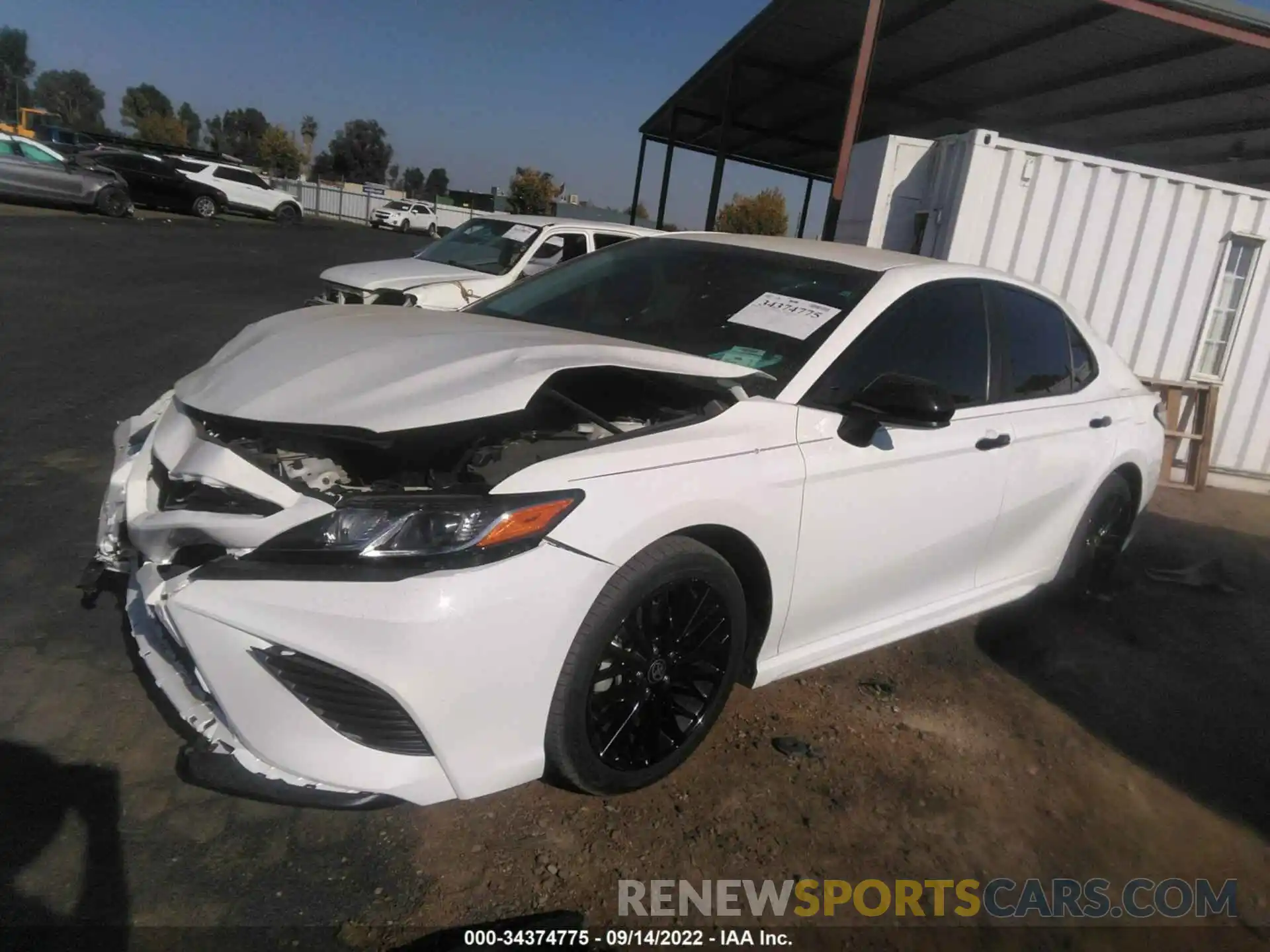 2 Photograph of a damaged car 4T1G11AK6LU377782 TOYOTA CAMRY 2020