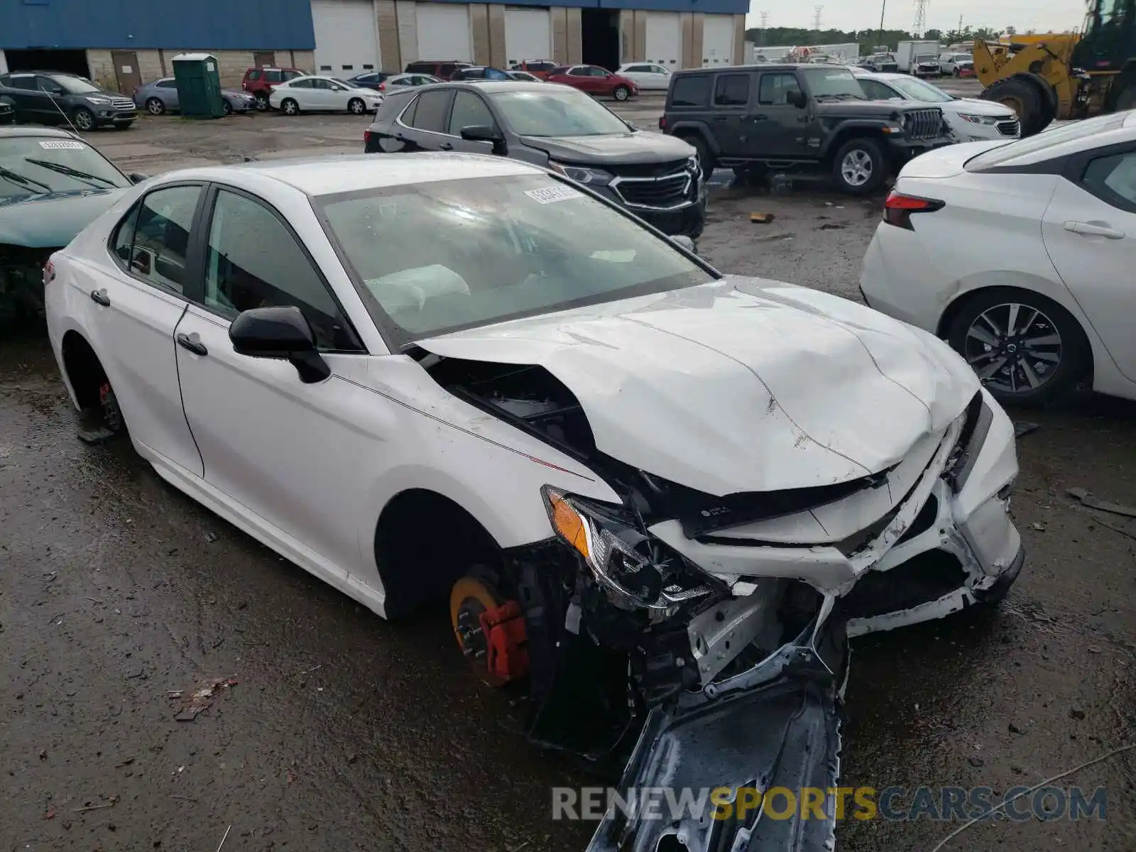 1 Photograph of a damaged car 4T1G11AK6LU378415 TOYOTA CAMRY 2020