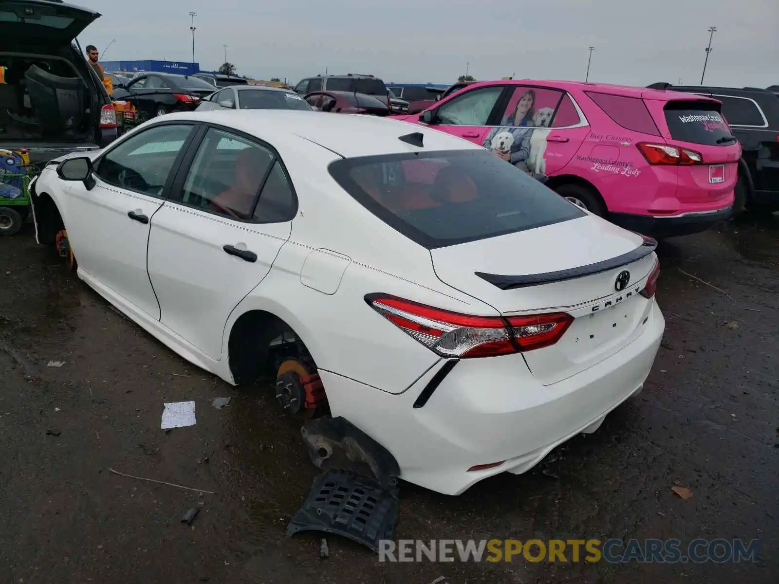 3 Photograph of a damaged car 4T1G11AK6LU378415 TOYOTA CAMRY 2020