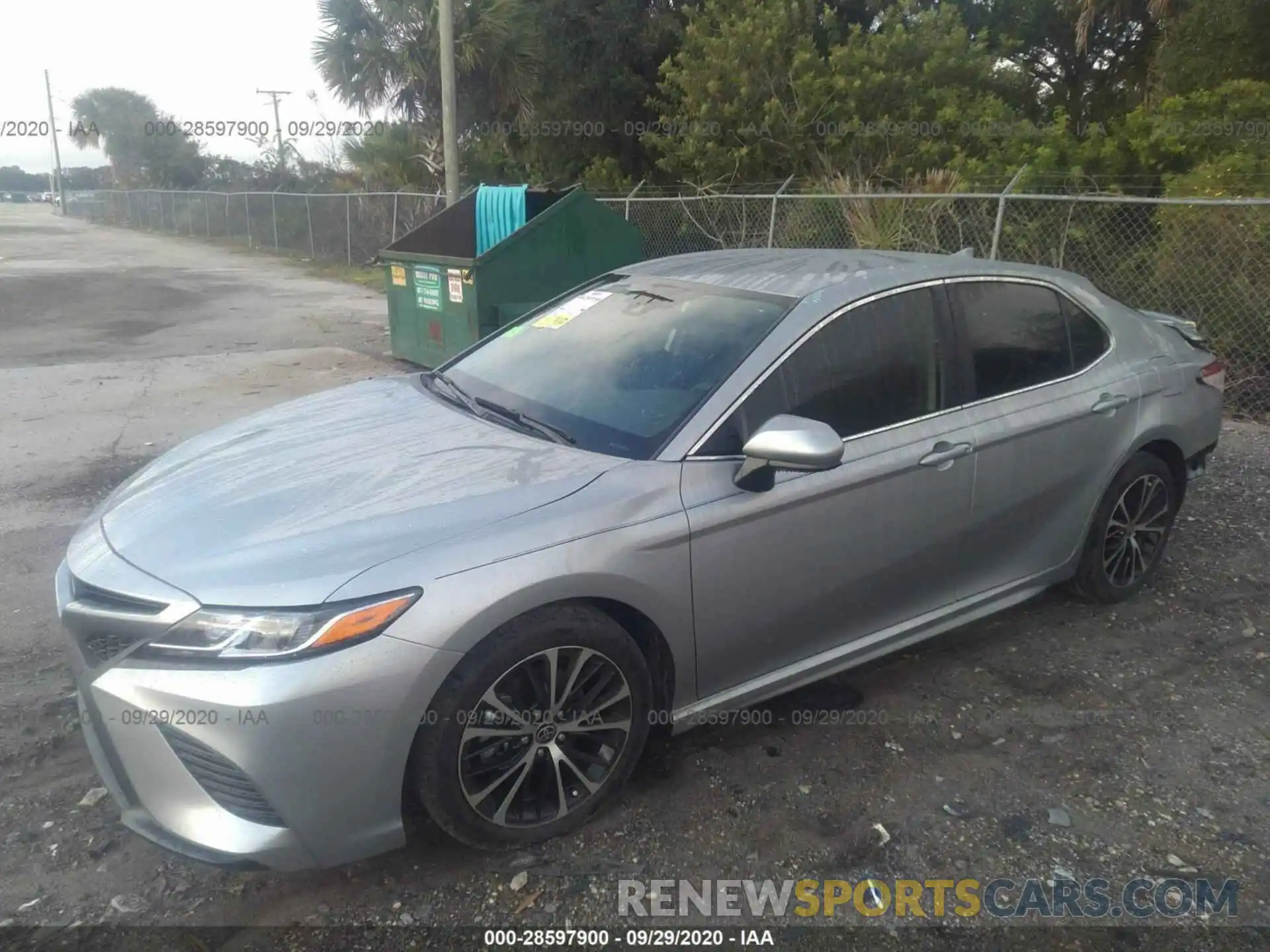 2 Photograph of a damaged car 4T1G11AK6LU381816 TOYOTA CAMRY 2020