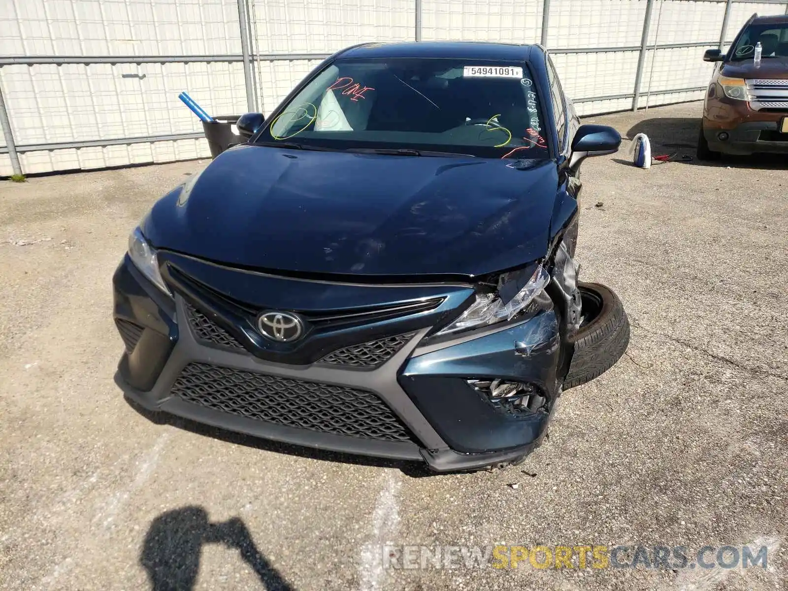 9 Photograph of a damaged car 4T1G11AK6LU387633 TOYOTA CAMRY 2020