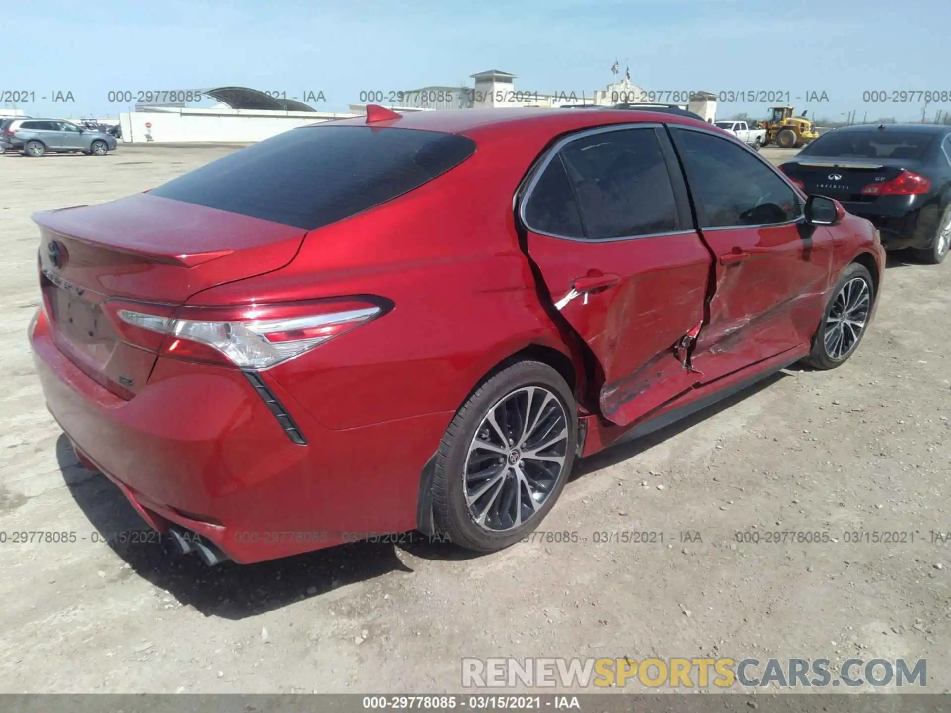 4 Photograph of a damaged car 4T1G11AK6LU388765 TOYOTA CAMRY 2020