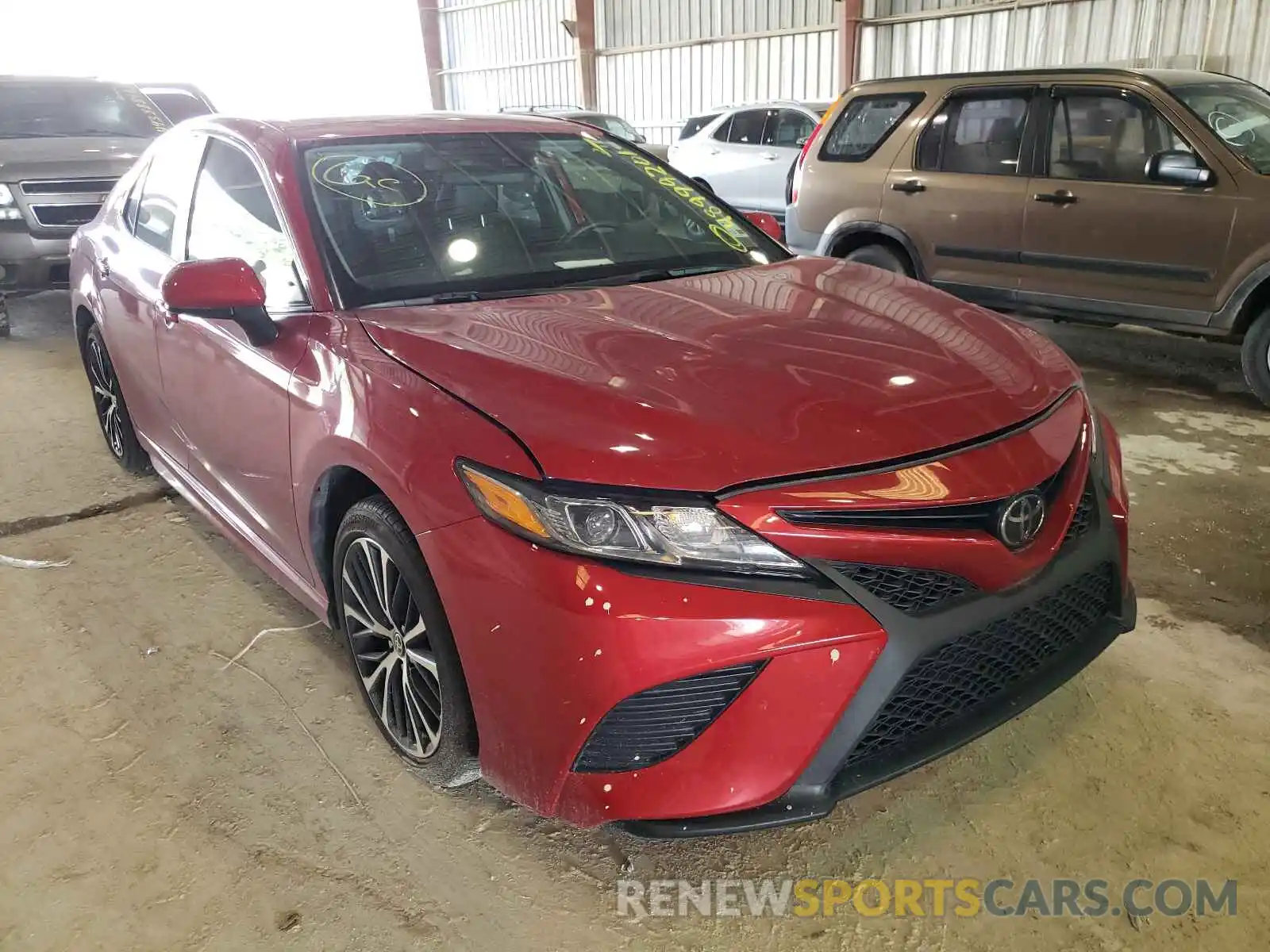 1 Photograph of a damaged car 4T1G11AK6LU396221 TOYOTA CAMRY 2020