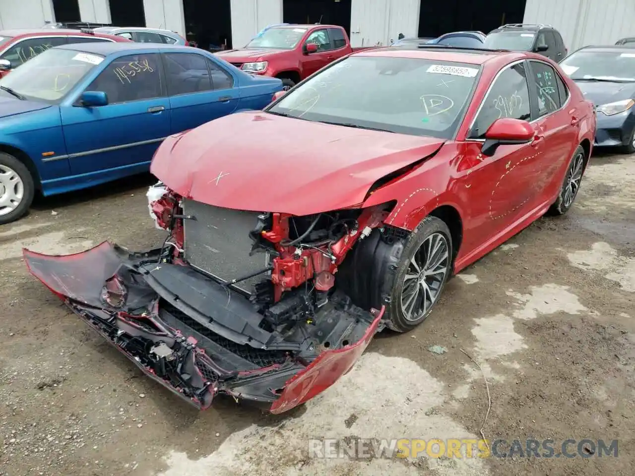 2 Photograph of a damaged car 4T1G11AK6LU400705 TOYOTA CAMRY 2020