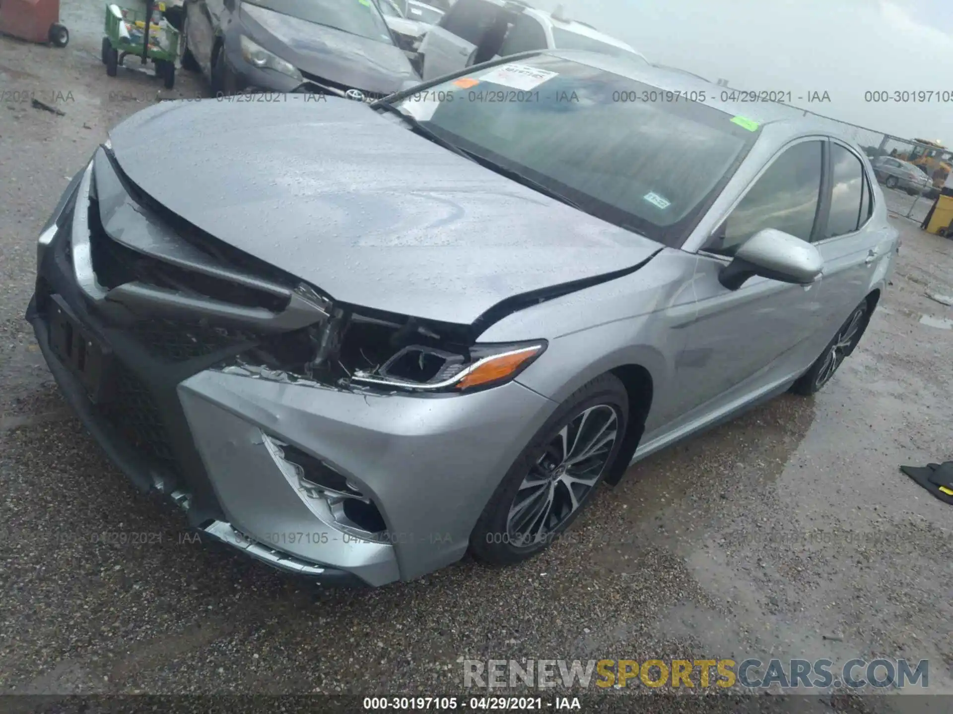 2 Photograph of a damaged car 4T1G11AK6LU506250 TOYOTA CAMRY 2020