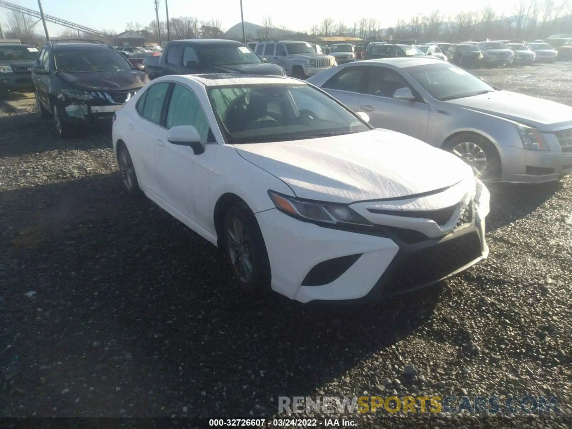 1 Photograph of a damaged car 4T1G11AK6LU506488 TOYOTA CAMRY 2020