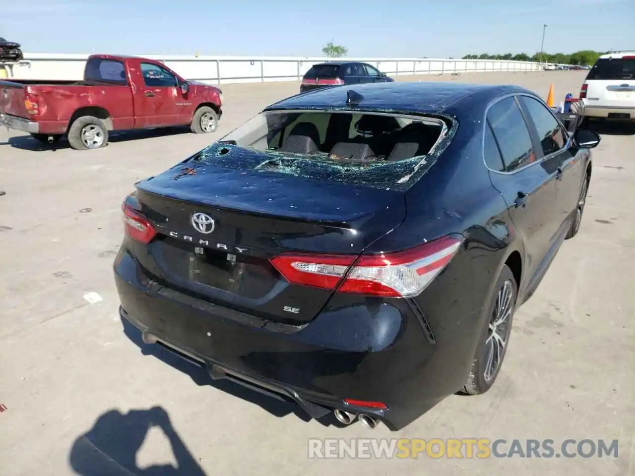 9 Photograph of a damaged car 4T1G11AK6LU507088 TOYOTA CAMRY 2020