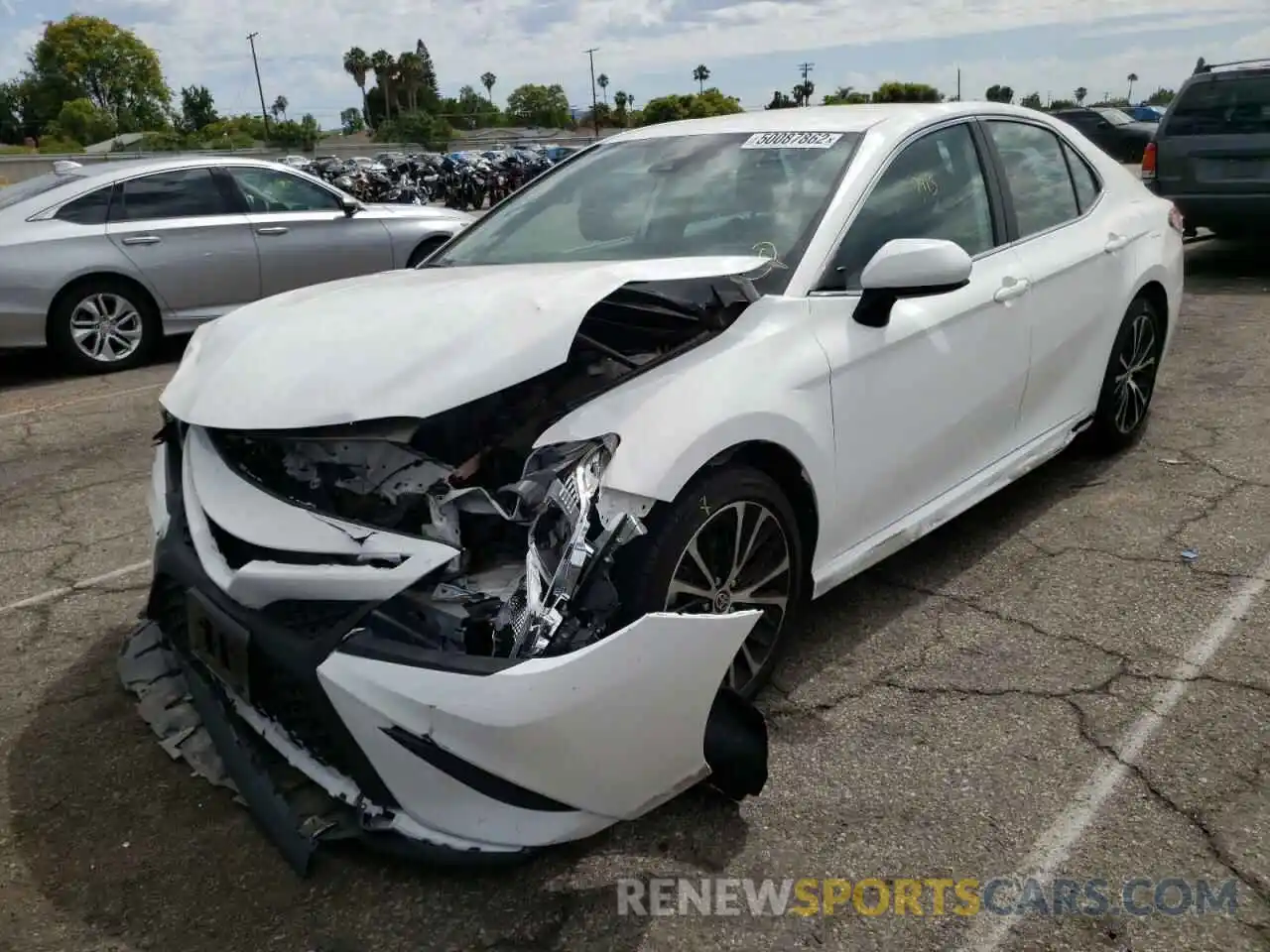 2 Photograph of a damaged car 4T1G11AK6LU508628 TOYOTA CAMRY 2020