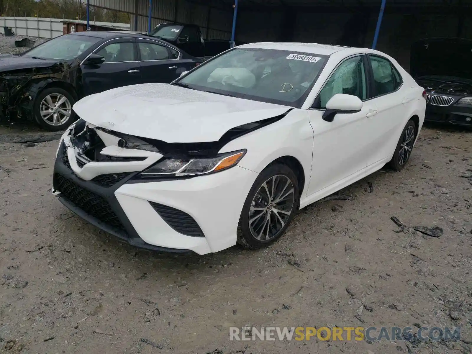 2 Photograph of a damaged car 4T1G11AK6LU508757 TOYOTA CAMRY 2020