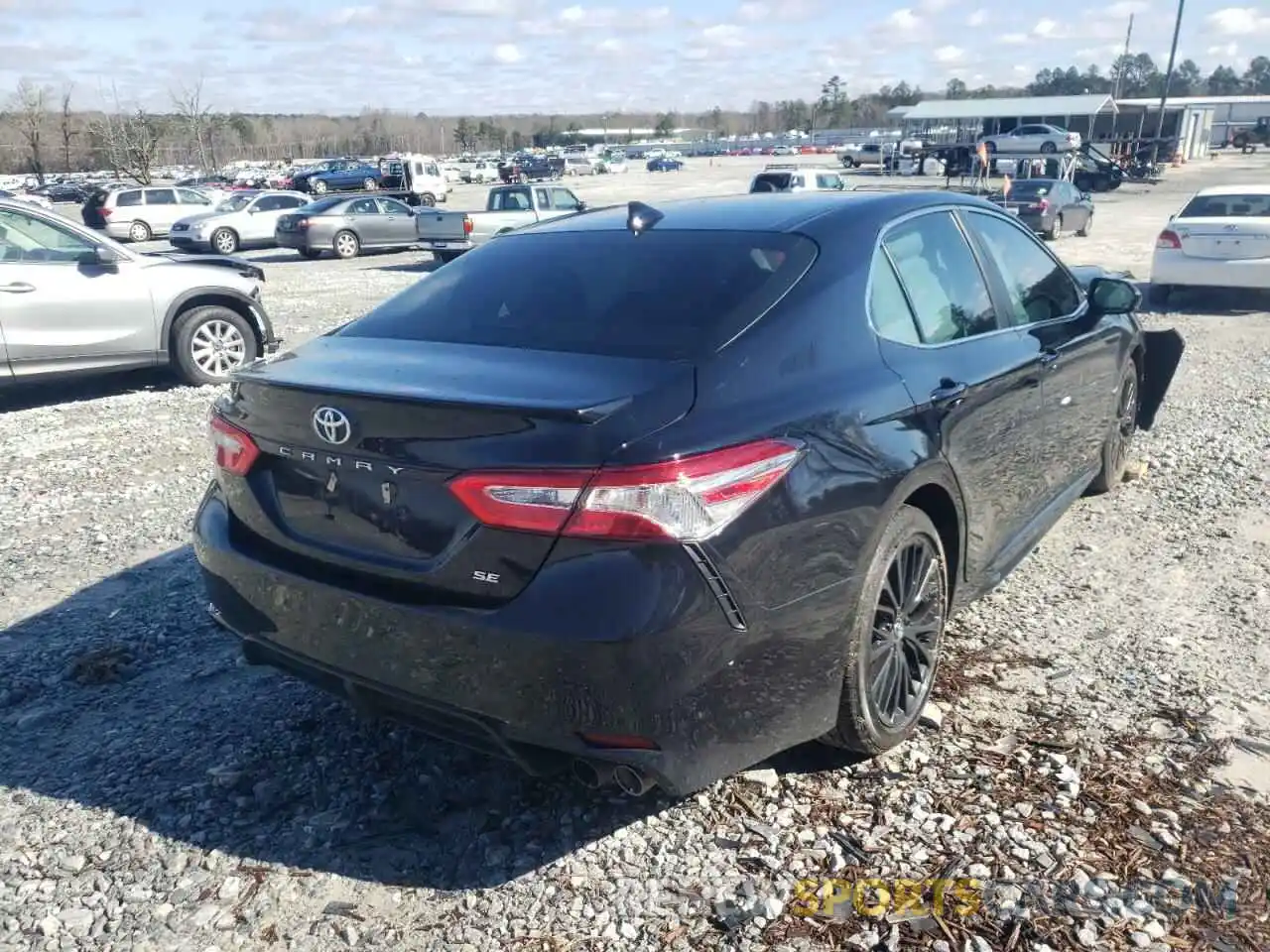 4 Photograph of a damaged car 4T1G11AK6LU857420 TOYOTA CAMRY 2020