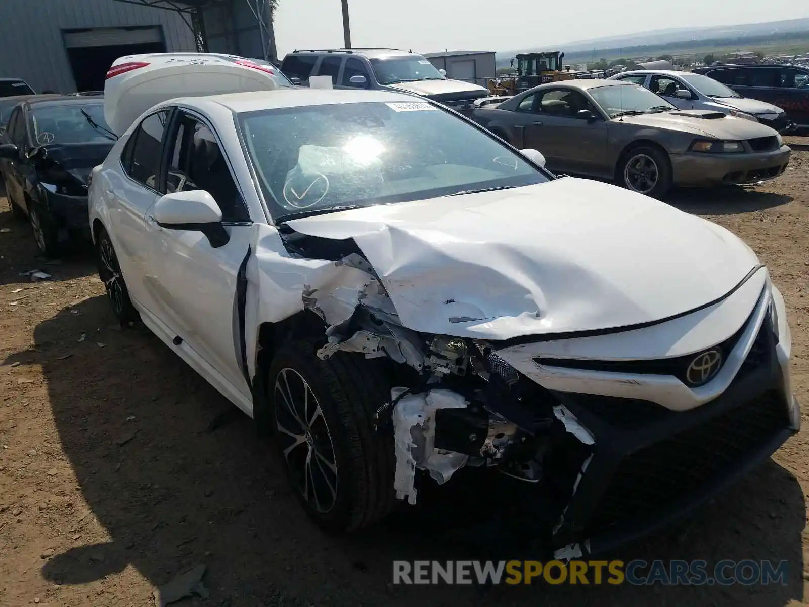 1 Photograph of a damaged car 4T1G11AK6LU859488 TOYOTA CAMRY 2020