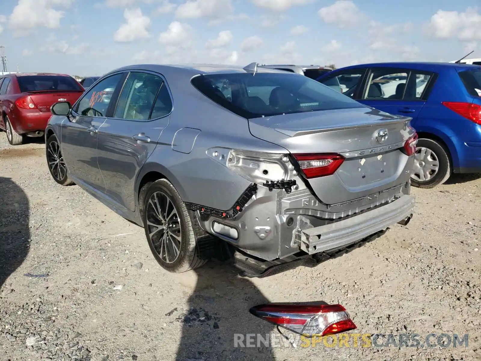 3 Photograph of a damaged car 4T1G11AK6LU860902 TOYOTA CAMRY 2020