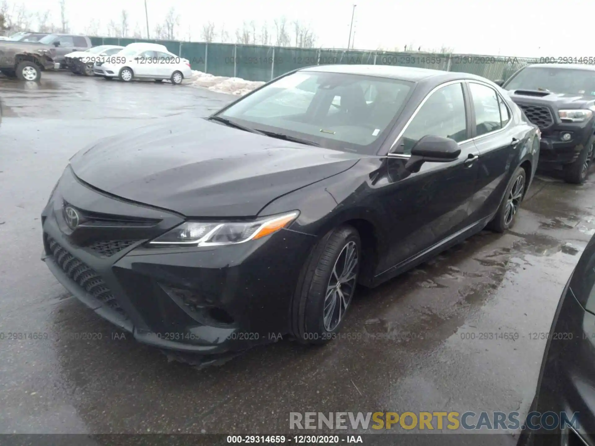 2 Photograph of a damaged car 4T1G11AK6LU867333 TOYOTA CAMRY 2020