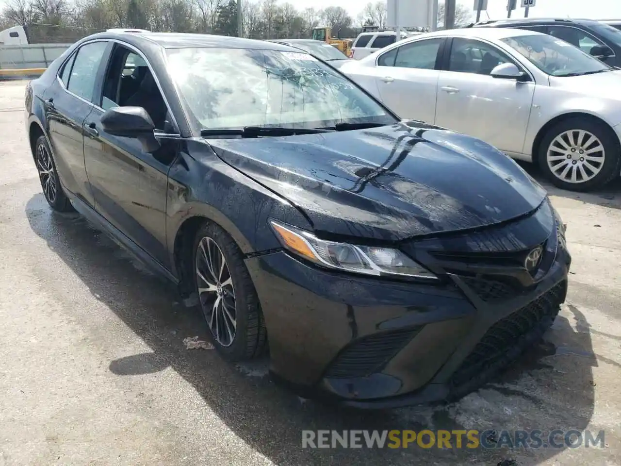 1 Photograph of a damaged car 4T1G11AK6LU873133 TOYOTA CAMRY 2020