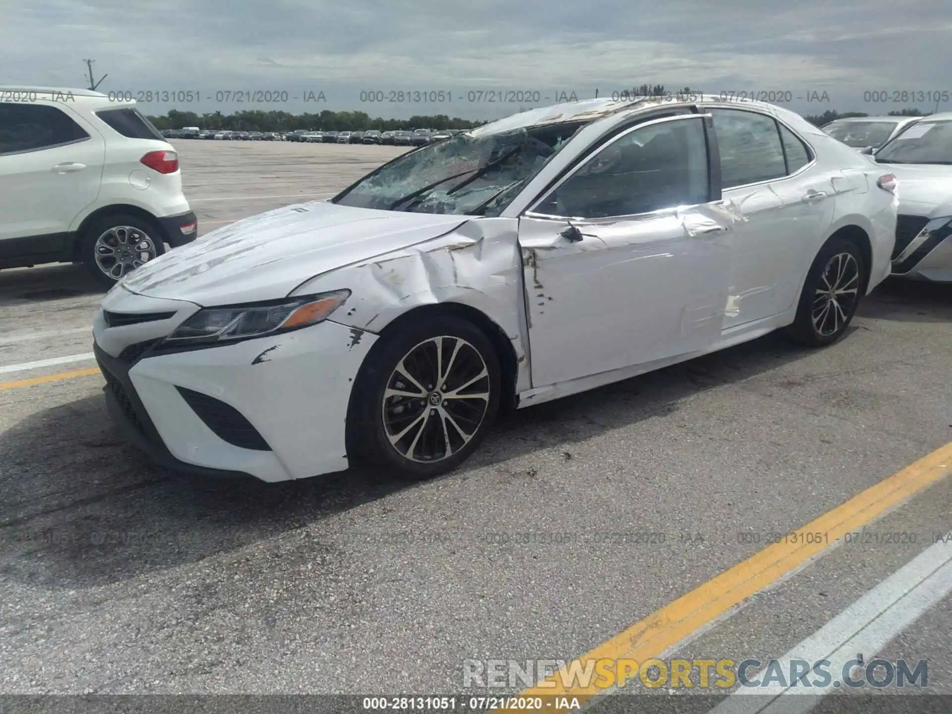 2 Photograph of a damaged car 4T1G11AK6LU874752 TOYOTA CAMRY 2020